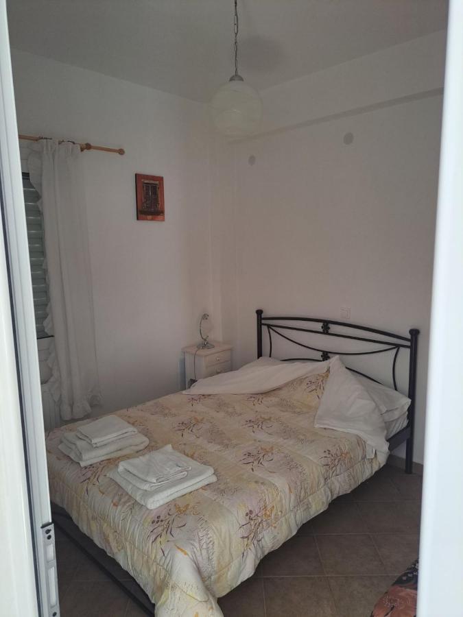 Apartment With Sea View And Balcony 60M From Beach Aegina Exterior photo